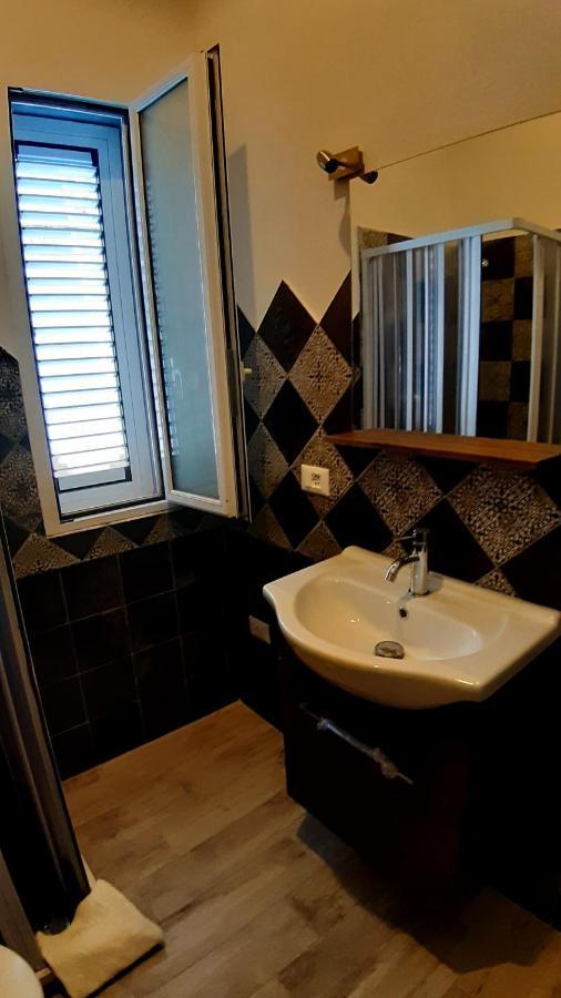 Casanuova Flat, City Center Ольбия Экстерьер фото